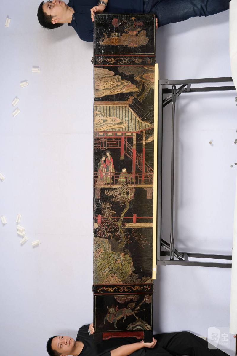 Lot1048 清康熙十二年（1673） 广作三水县知县苏嵋荣寿款彩大屏风 十二扇 - 图11